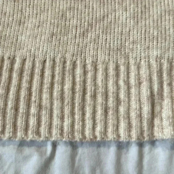 Banana Republic Factory Cozy Turtleneck Sweater Small Petite - Picture 6 of 6
